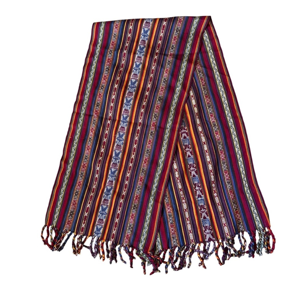 Authentic Peruvian Aguayo Table Runner - Handwoven Andean Folk Ar - Picture 4 of 7